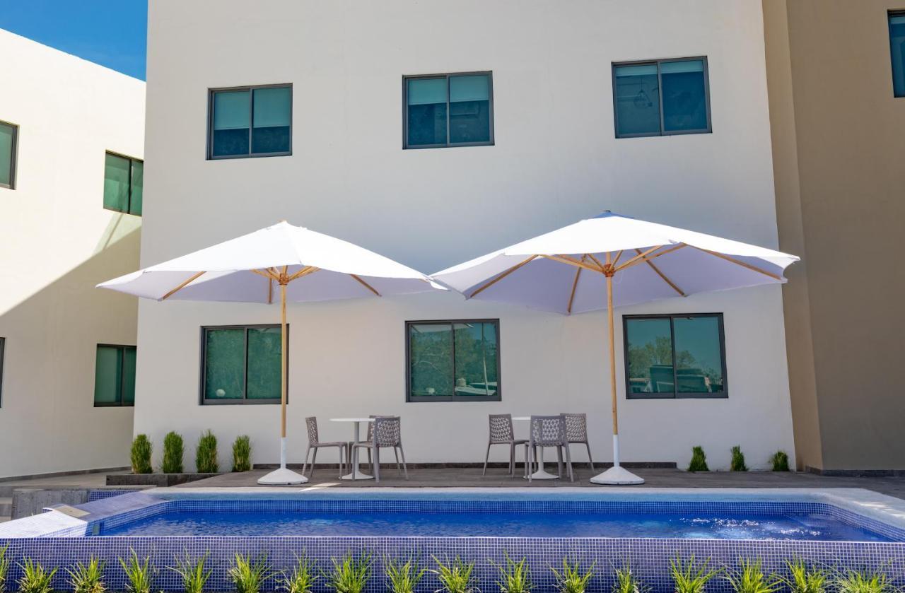 Hm Hotel Express Colima Esterno foto